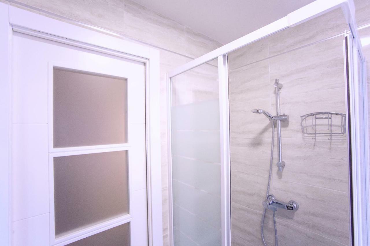 Apartamento Malaga Beach ภายนอก รูปภาพ
