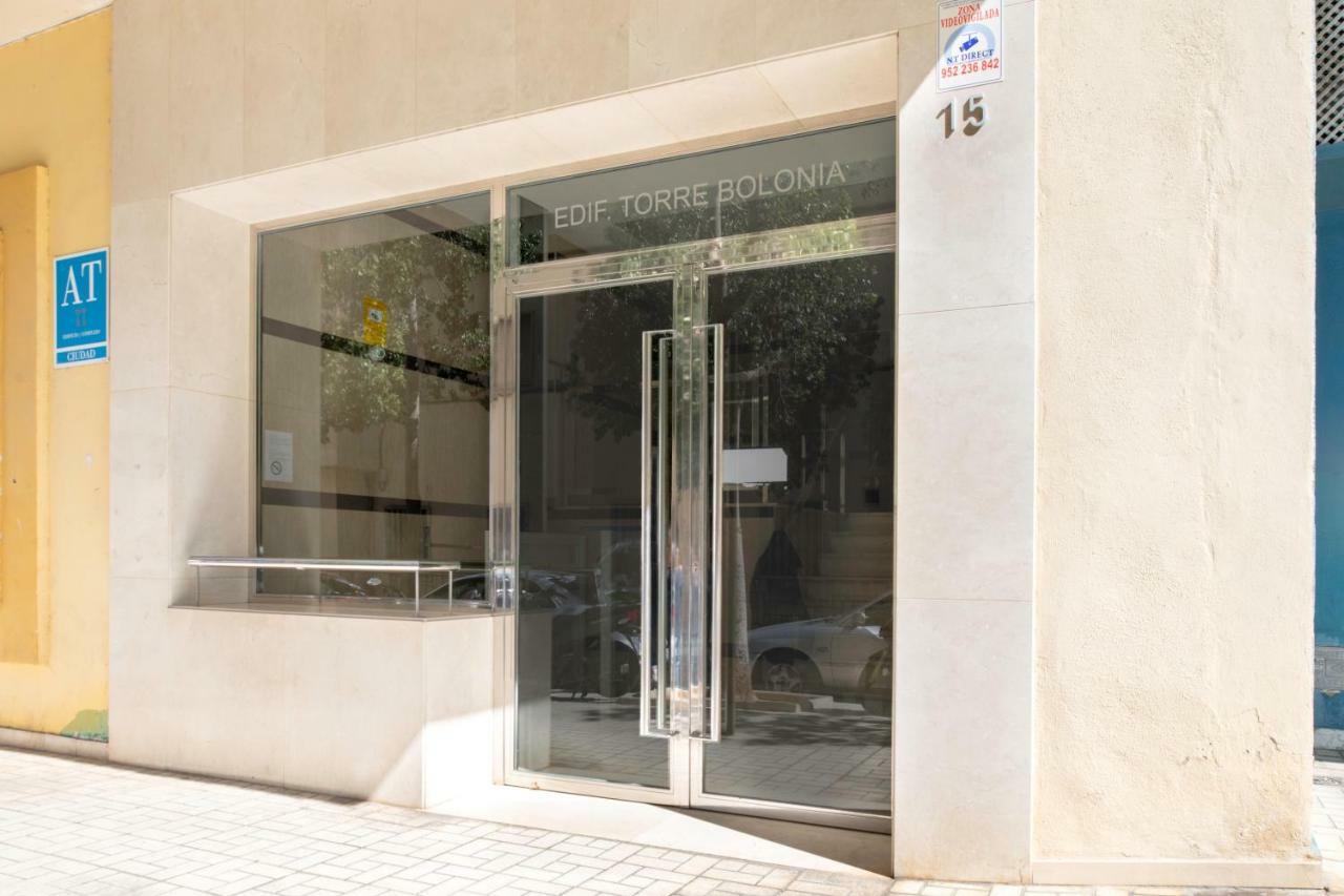 Apartamento Malaga Beach ภายนอก รูปภาพ