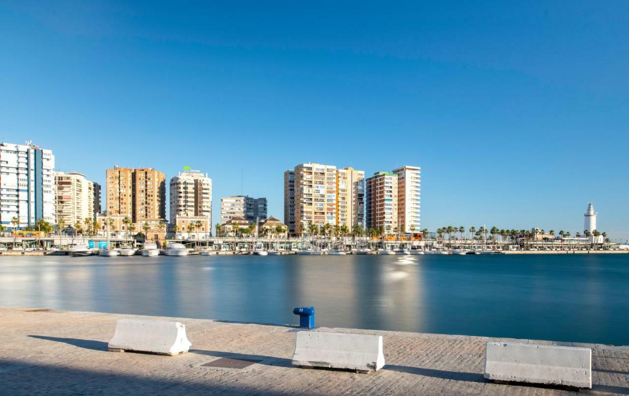 Apartamento Malaga Beach ภายนอก รูปภาพ